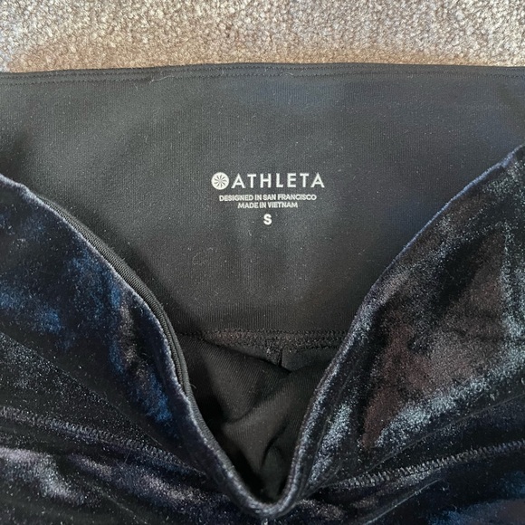 Athleta Women’s Velvet Tight - Picture 3 of 10